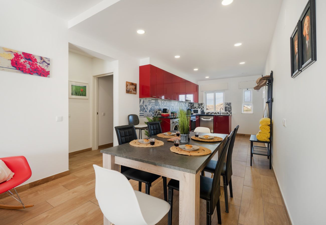 Apartamento em Albufeira - Boat Apt OCV - 100 metros praia, com piscina