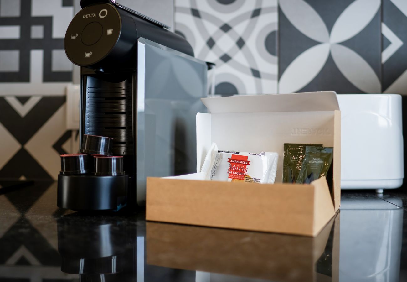 Apartamento em Albufeira - Boat Apt OCV - 100 metros praia, com piscina