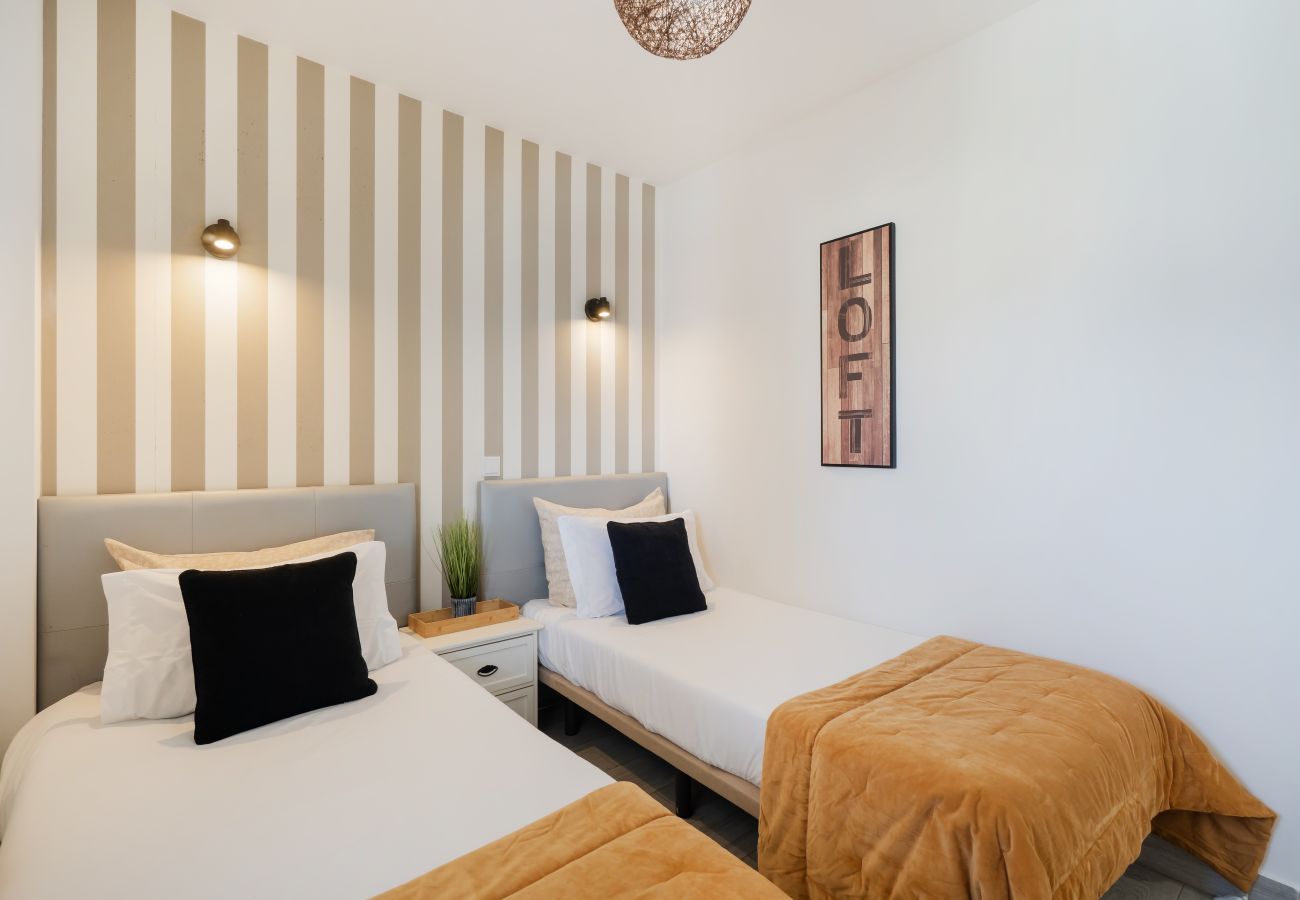 Apartamento em Albufeira - Boat 4 Apt OCV – Perto da Praia (100m) com Piscina