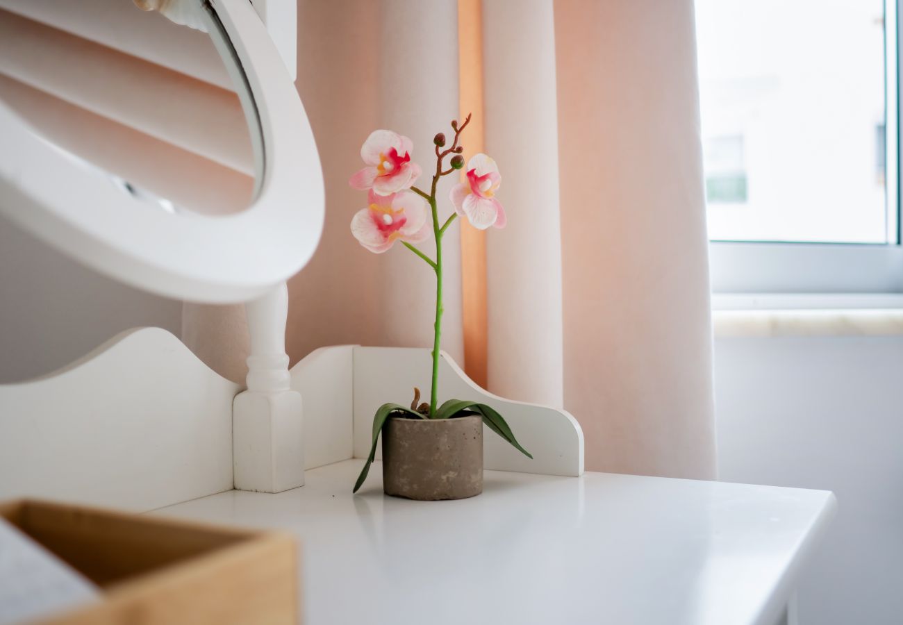 Apartamento em Albufeira - Boat 4 Apt OCV – Perto da Praia (100m) com Piscina