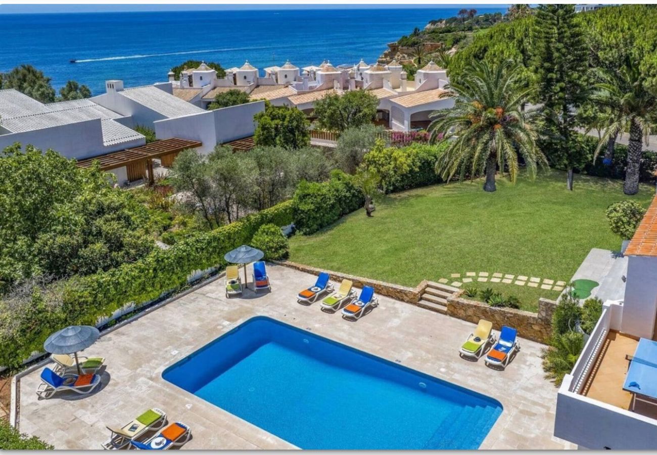 Villa em Armação de Pêra - Casa das Conchas | Vista Mar  | 5min da Praia 