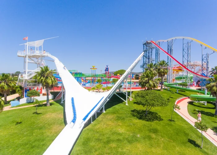 Aquashow-Park-Water-Park