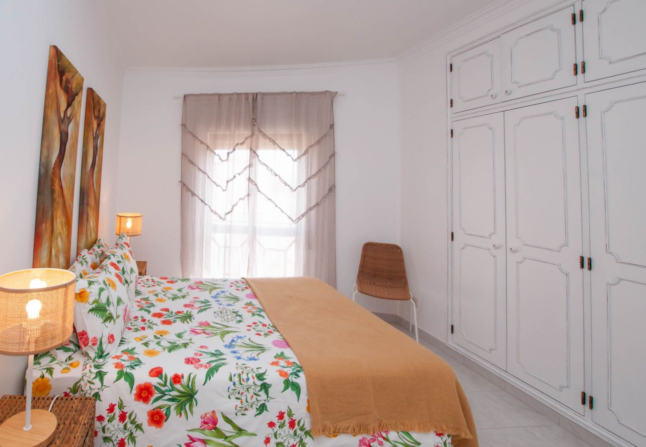 Apartment in Albufeira - Flat Waves OCV - Oura 