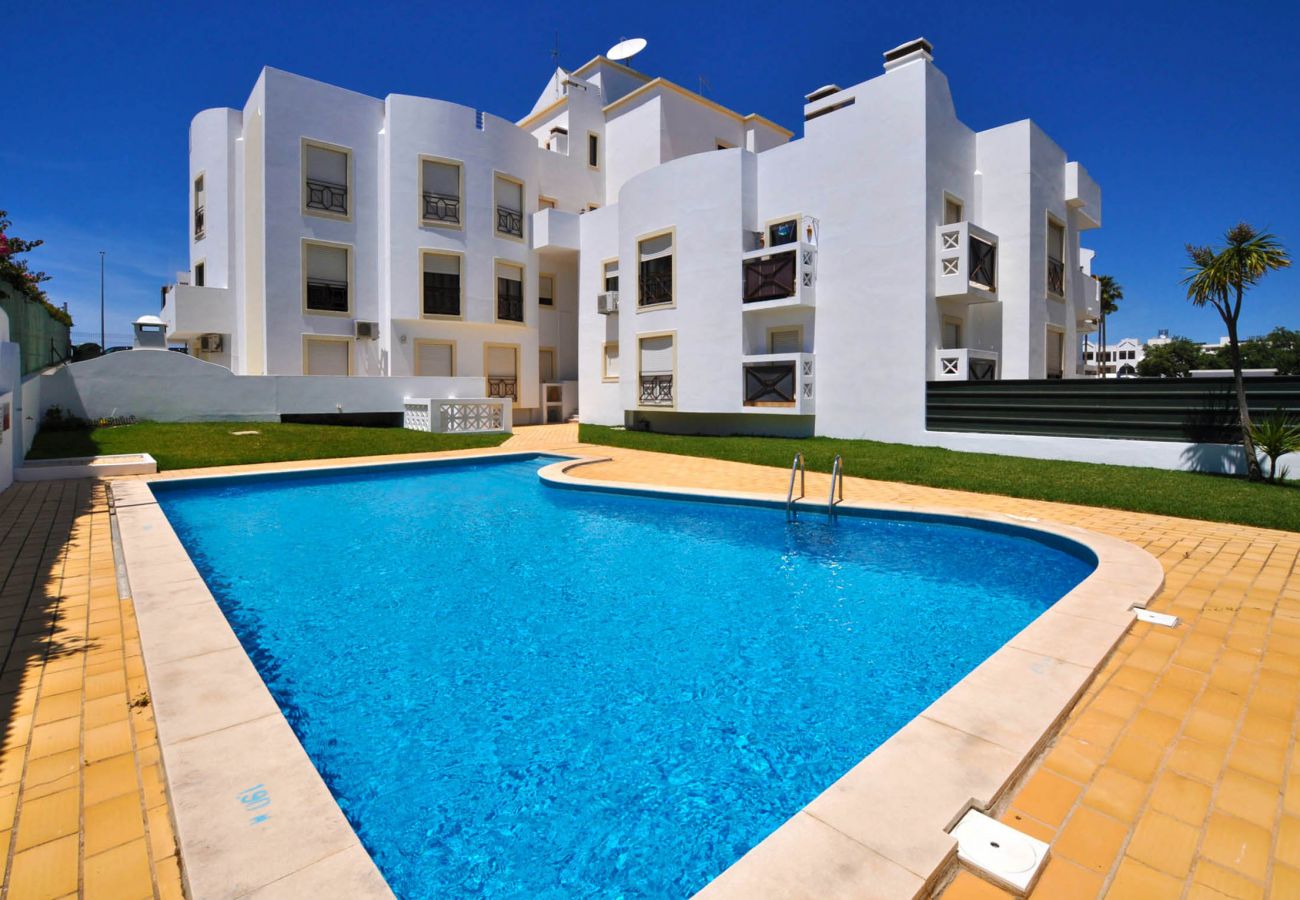Apartment in Albufeira - Flat Waves OCV - Oura 