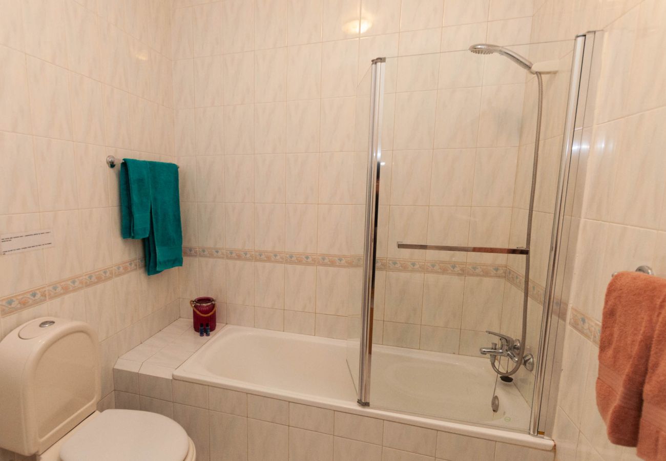 Apartment in Albufeira - Flat Waves OCV - Oura 