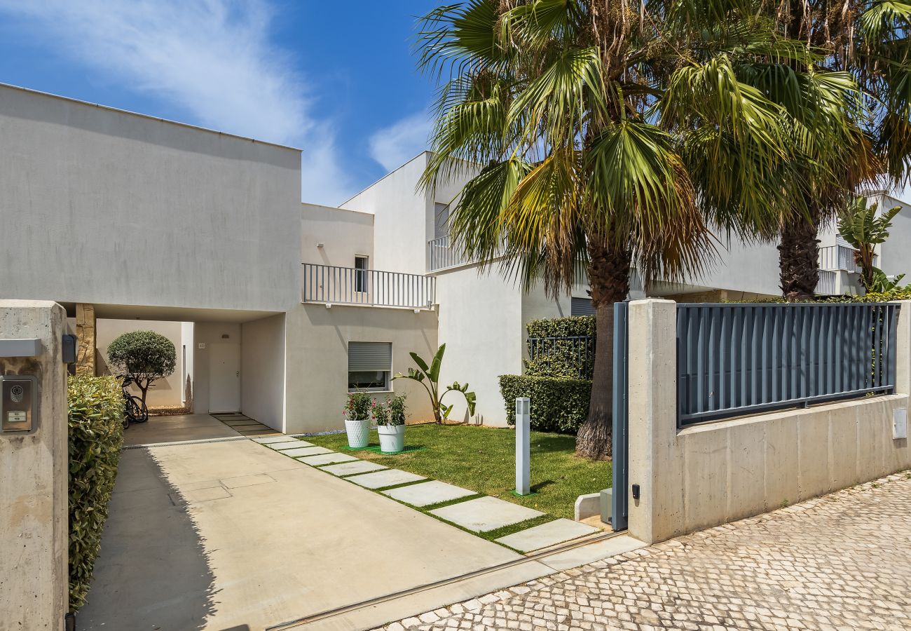 Villa in Albufeira - Villa Lírio OCV - Private Pool
