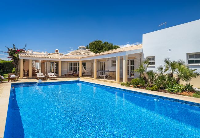 Villa in Albufeira - Villa Dome OCV - Private Heated Pool