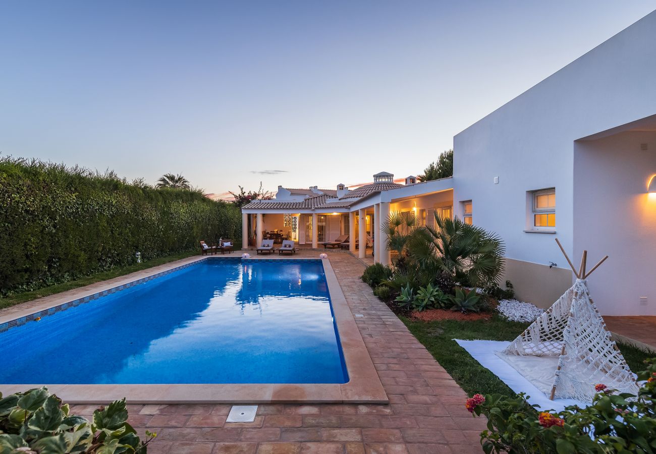 Villa in Albufeira - Villa Dome OCV - Private Heated Pool