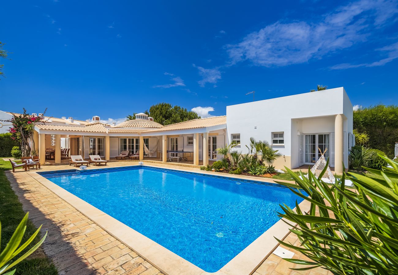 Villa in Albufeira - Villa Dome OCV - Private Heated Pool