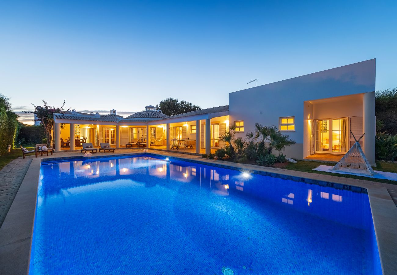 Villa in Albufeira - Villa Dome OCV - Private Heated Pool