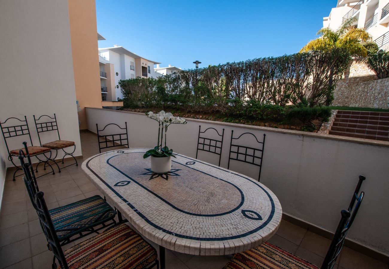 Apartment in Albufeira - Flat Alfarroba OCV - 5min Downtown