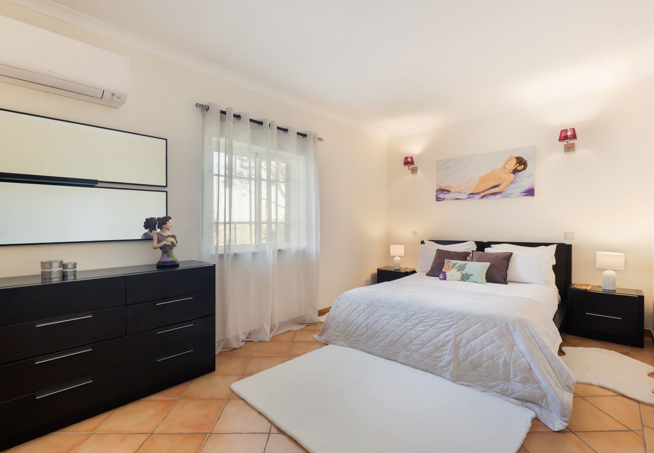 Villa in Albufeira - NEW! Vila Grade | Private Villa with Pool | Family-Friendly Retreat near Albufeira