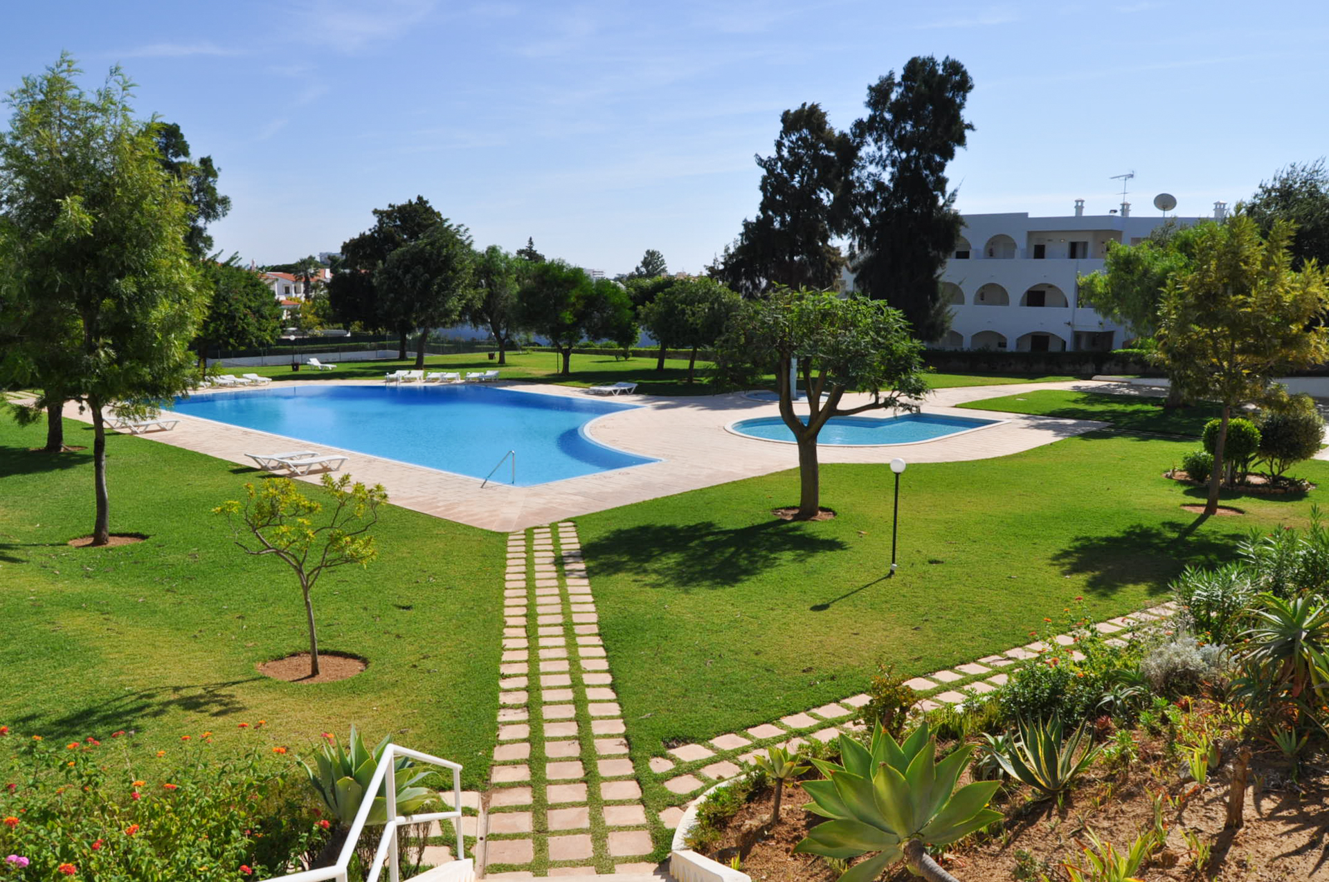 Simple Apartments For Longterm Rent In Albufeira Portugal Near Me
