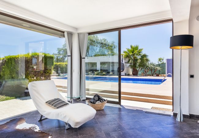 Villa in Guia - Villa Loendros OCV - Private Pool and Garden Villa in Guia - Villa Loendros OCV - Private Pool and Garden