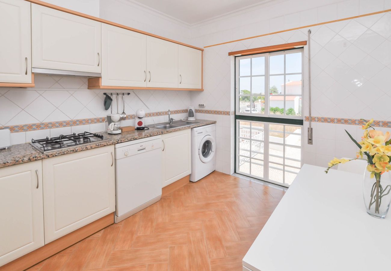 Apartment in Albufeira - Flat Pinheiro OCV - 5min Beach