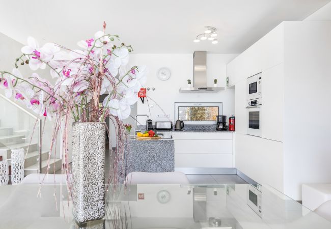 Villa in Albufeira - Villa Jasmim OCV - Heated Pool Villa in Albufeira - Villa Jasmim OCV - Heated Pool