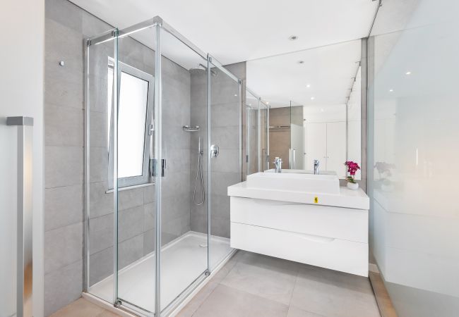 Villa in Albufeira - Villa Jasmim OCV - Heated Pool Villa in Albufeira - Villa Jasmim OCV - Heated Pool