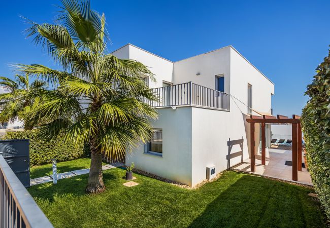 Villa in Albufeira - Villa Jasmim OCV - Heated Pool Villa in Albufeira - Villa Jasmim OCV - Heated Pool