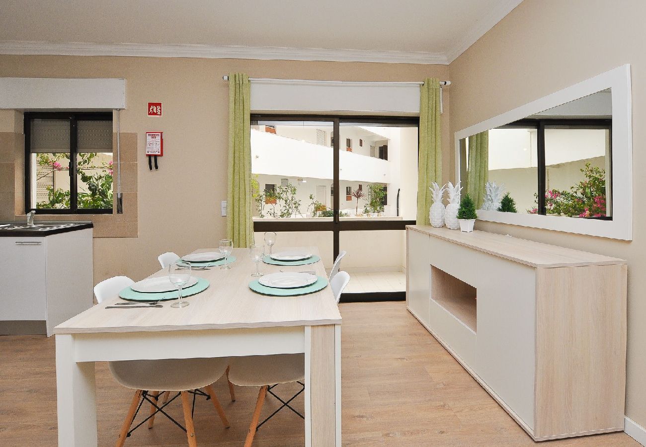 Apartment in Albufeira - Flat Neptuno OCV - 3min Downtown