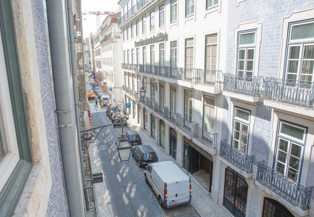 Apartment in Lisbon - RENT4REST LISBON DOWNTOWN DESIGNER'S APARTMENT