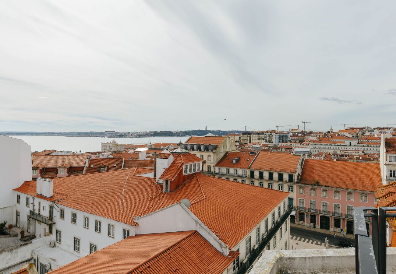 Apartment in Lisbon - RENT4REST DREAM VIEW FAMILY APARTMENT