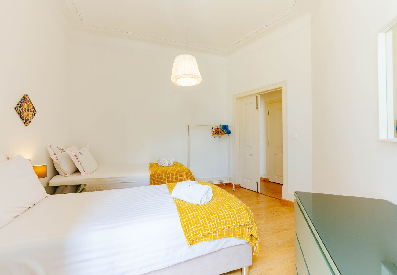 Apartment in Lisbon - RENT4REST DREAM VIEW FAMILY APARTMENT