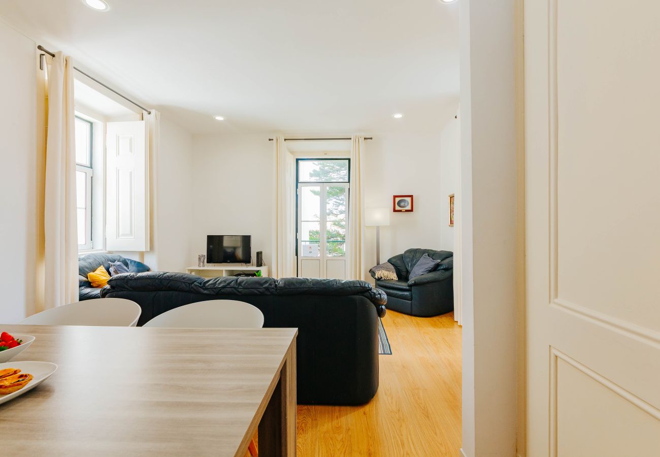 Apartment in Lisbon - RENT4REST DREAM VIEW FAMILY APARTMENT