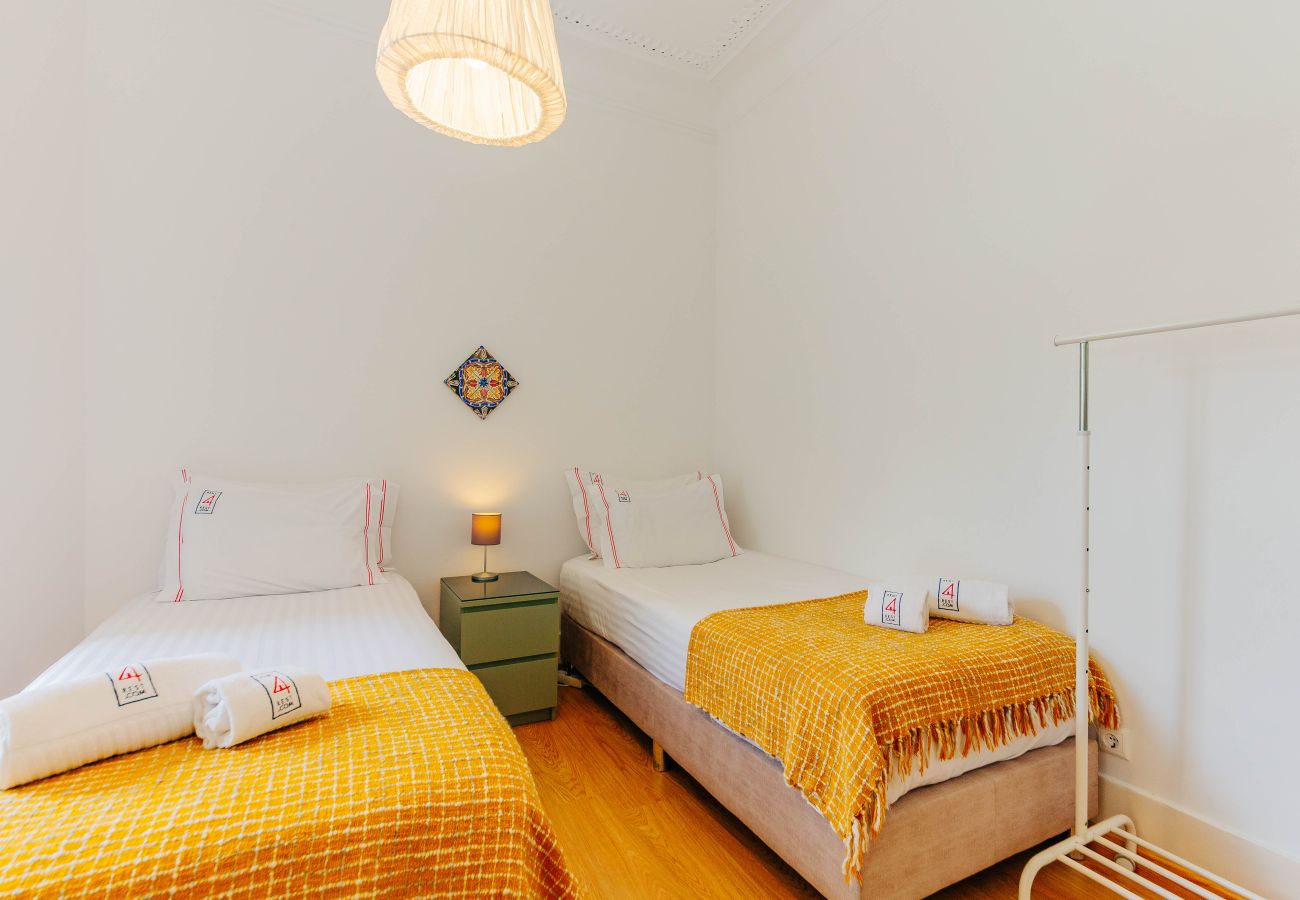 Apartment in Lisbon - RENT4REST DREAM VIEW FAMILY APARTMENT