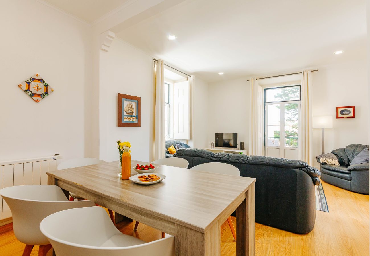 Apartment in Lisbon - RENT4REST DREAM VIEW FAMILY APARTMENT