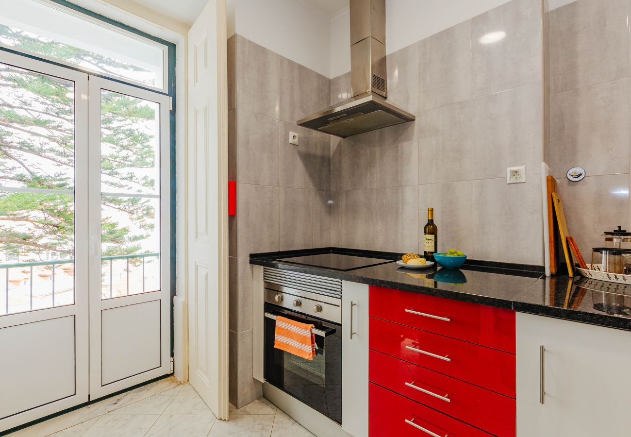 Apartment in Lisbon - RENT4REST DREAM VIEW FAMILY APARTMENT