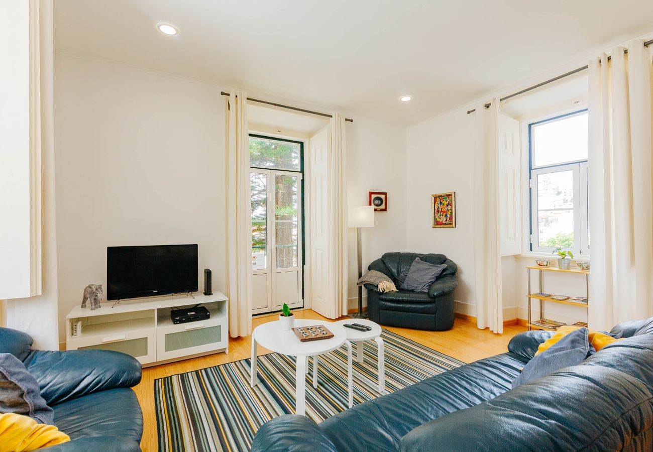 Apartment in Lisbon - RENT4REST DREAM VIEW FAMILY APARTMENT