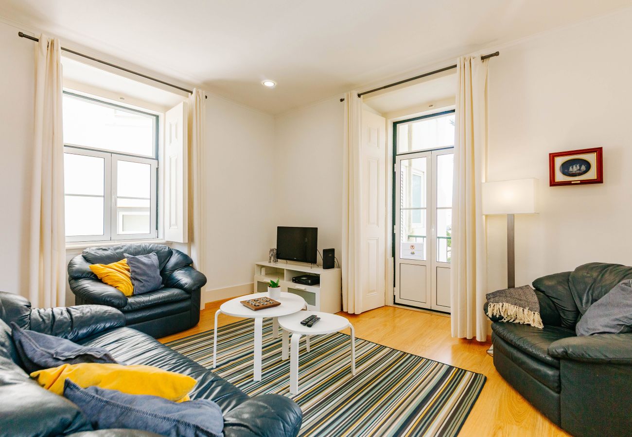 Apartment in Lisbon - RENT4REST DREAM VIEW FAMILY APARTMENT