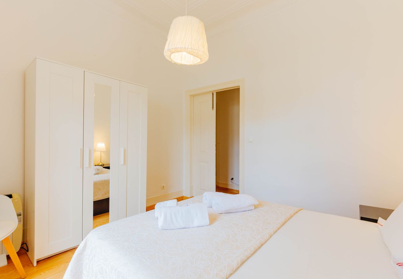 Apartment in Lisbon - RENT4REST DREAM VIEW FAMILY APARTMENT