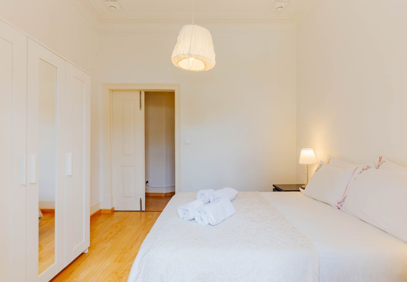 Apartment in Lisbon - RENT4REST DREAM VIEW FAMILY APARTMENT