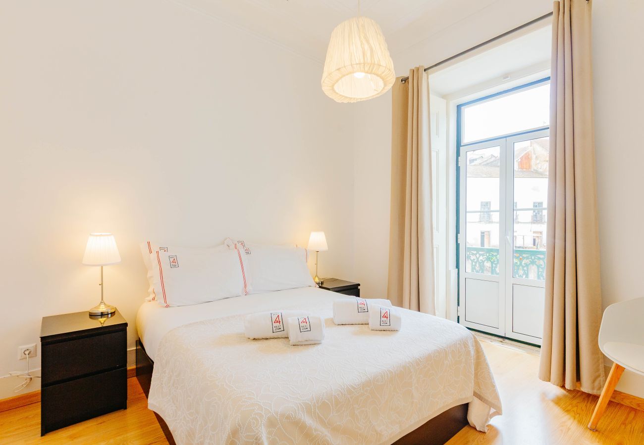Apartment in Lisbon - RENT4REST DREAM VIEW FAMILY APARTMENT