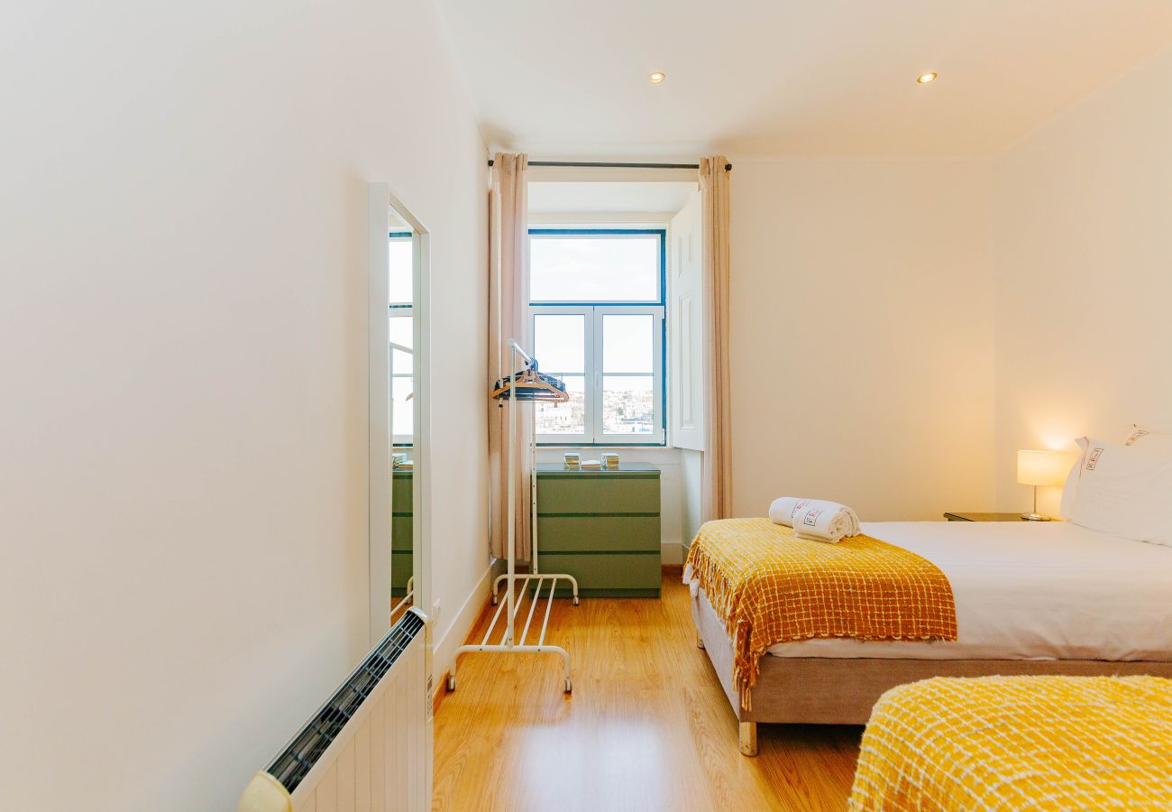 Apartment in Lisbon - RENT4REST DREAM VIEW FAMILY APARTMENT