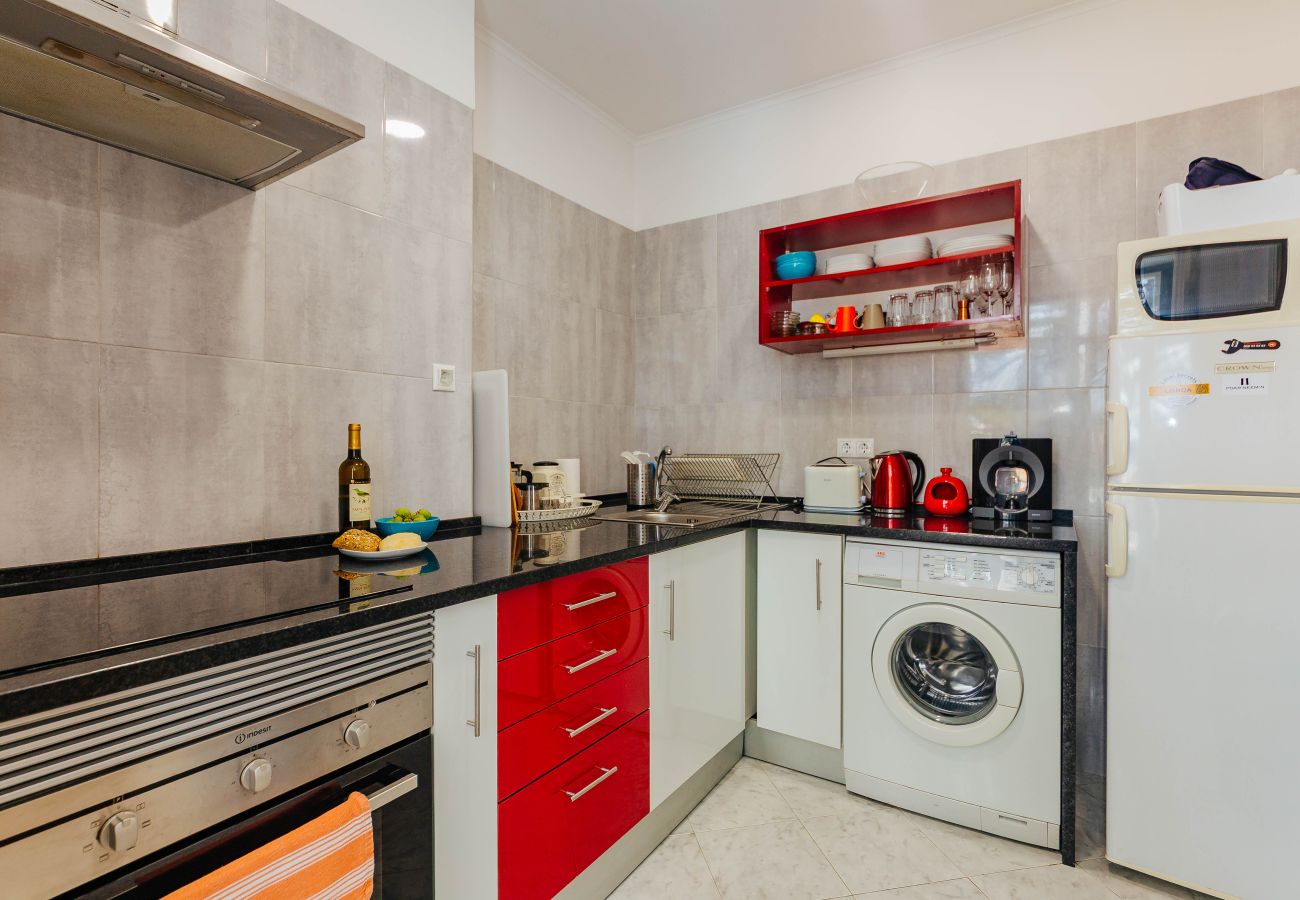 Apartment in Lisbon - RENT4REST DREAM VIEW FAMILY APARTMENT