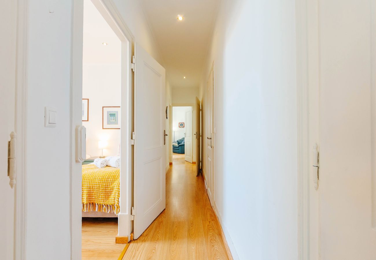 Apartment in Lisbon - RENT4REST DREAM VIEW FAMILY APARTMENT