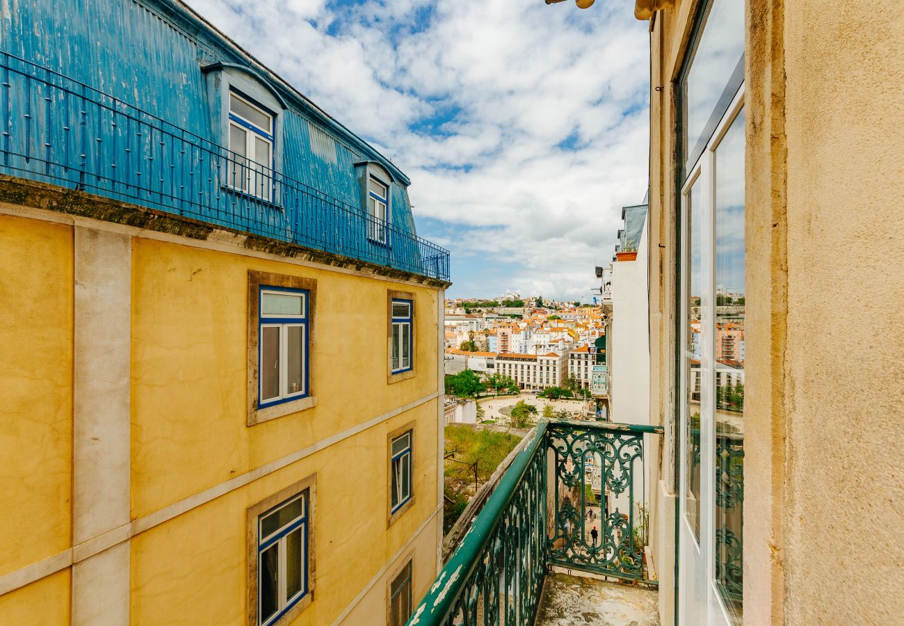 Apartment in Lisbon - RENT4REST DREAM VIEW FAMILY APARTMENT