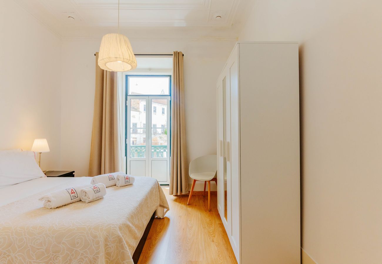 Apartment in Lisbon - RENT4REST DREAM VIEW FAMILY APARTMENT