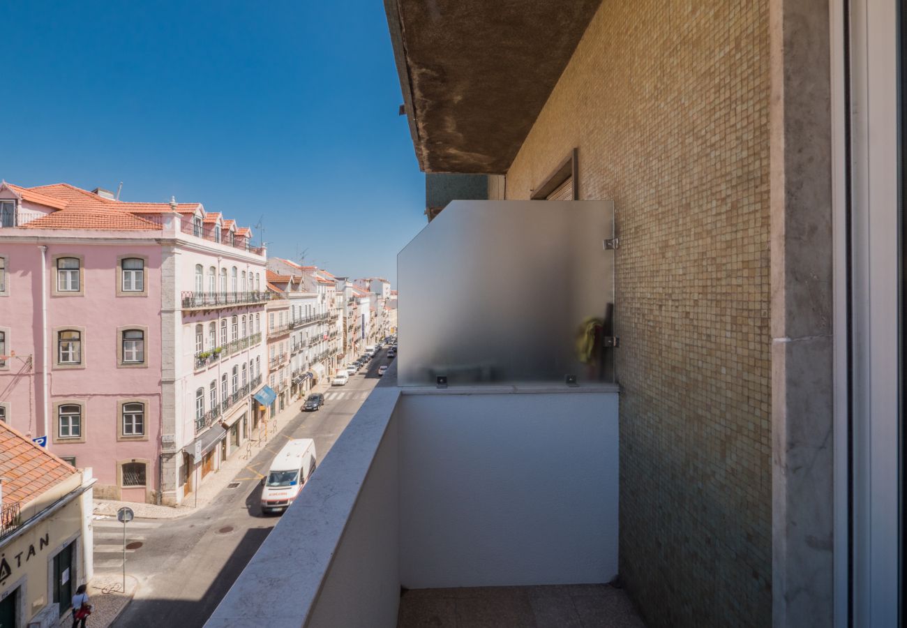 Apartment in Lisbon - RENT4REST SAO BENTO CHARMING 1 BEDROOM APARTMENT