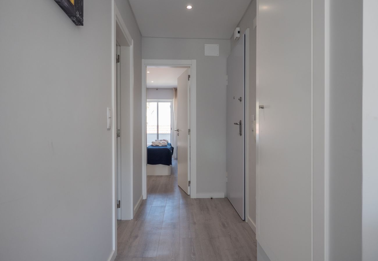 Apartment in Lisbon - RENT4REST SAO BENTO CHARMING 1 BEDROOM APARTMENT