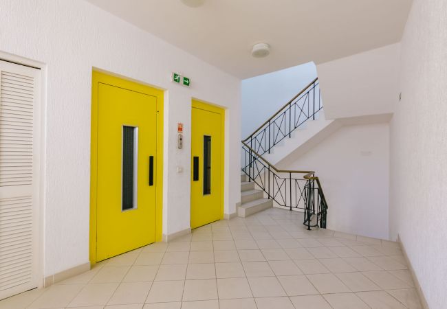 Studio in Estoril - RENT4REST ESTORIL BEACHFRONT APARTMENTS - BALCONY STUDIO Studio in Estoril - RENT4REST ESTORIL BEACHFRONT APARTMENTS - BALCONY STUDIO