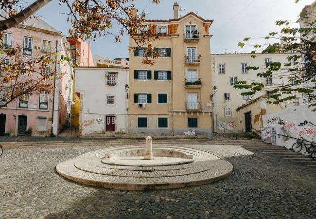 Studio in Lisboa - RENT4REST LISBON DOWNTOWN TINY STUDIO APARTMENT 1 Studio in Lisboa - RENT4REST LISBON DOWNTOWN TINY STUDIO APARTMENT 1