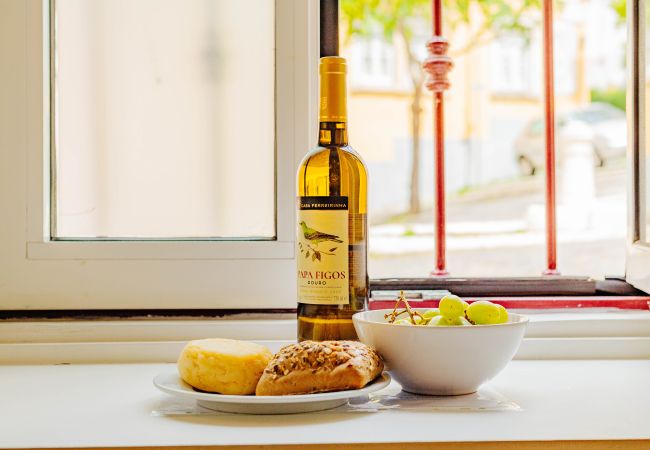 Studio in Lisboa - RENT4REST LISBON DOWNTOWN TINY STUDIO APARTMENT 1 Studio in Lisboa - RENT4REST LISBON DOWNTOWN TINY STUDIO APARTMENT 1