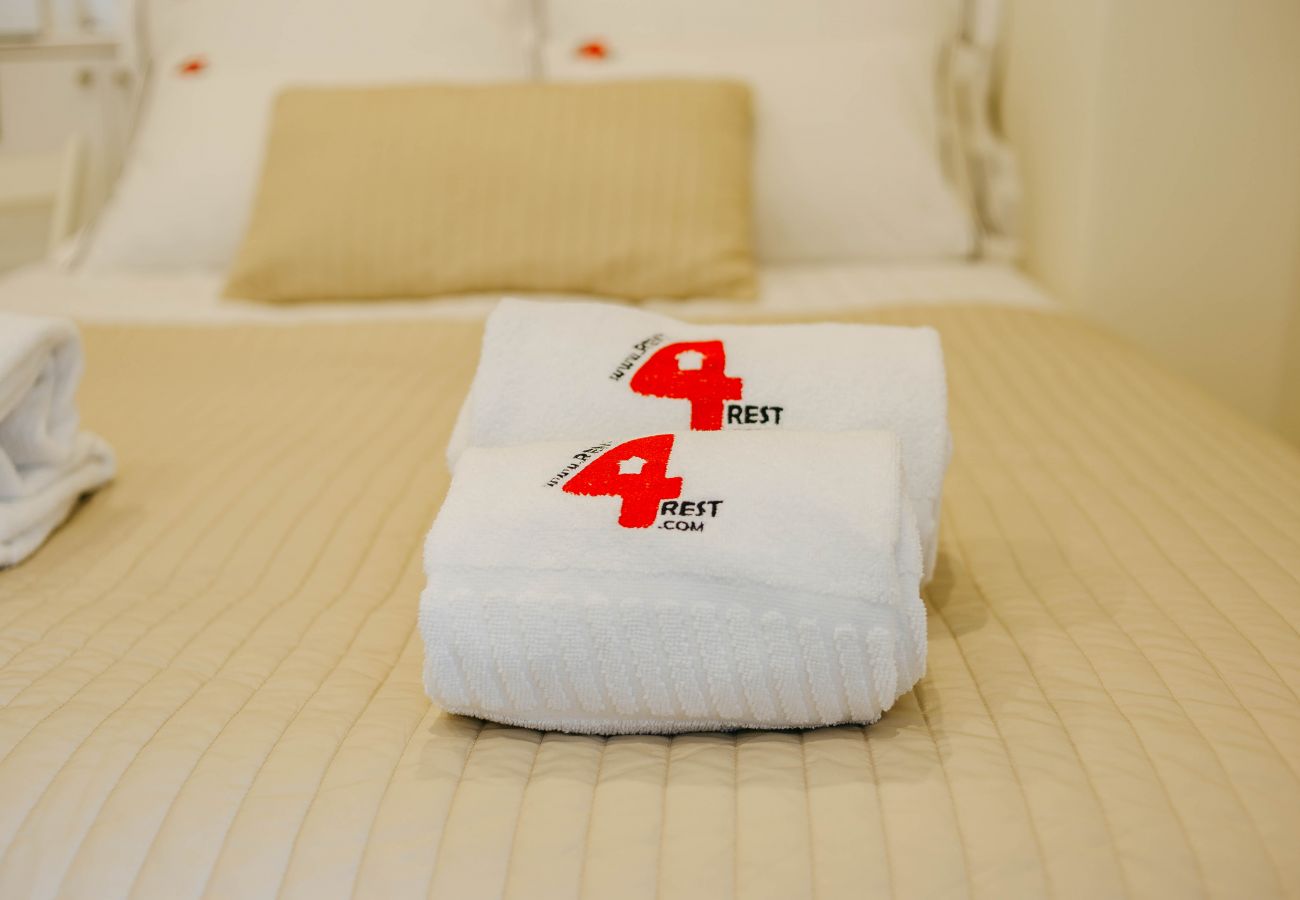Studio in Lisbon - RENT4REST LISBON DOWNTOWN TINY STUDIO APARTMENT 1