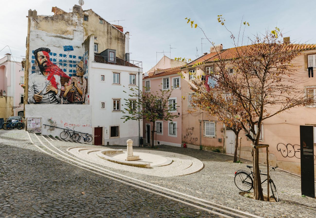 Apartment in Lisbon - RENT4REST LISBON DOWNTOWN TINY DUPLEX APARTMENT