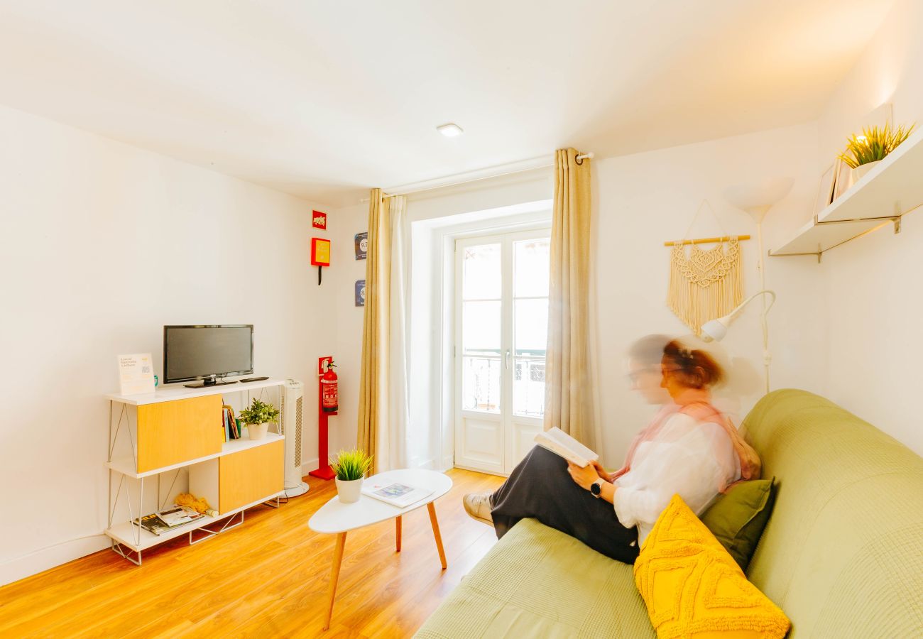 Apartment in Lisbon - RENT4REST BAIRRO ALTO CHARMING 1 BEDROOM APARTMENT