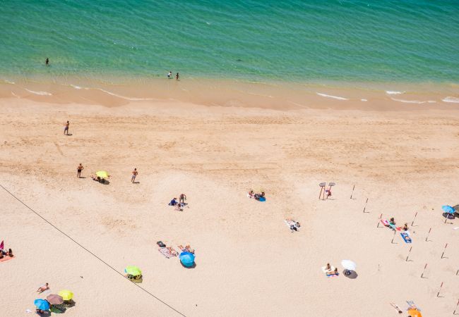 Studio in Sesimbra - RENT4REST SESIMBRA OCEAN VIEW STUDIO - DIRECT BEACH ACCESS Studio in Sesimbra - RENT4REST SESIMBRA OCEAN VIEW STUDIO - DIRECT BEACH ACCESS