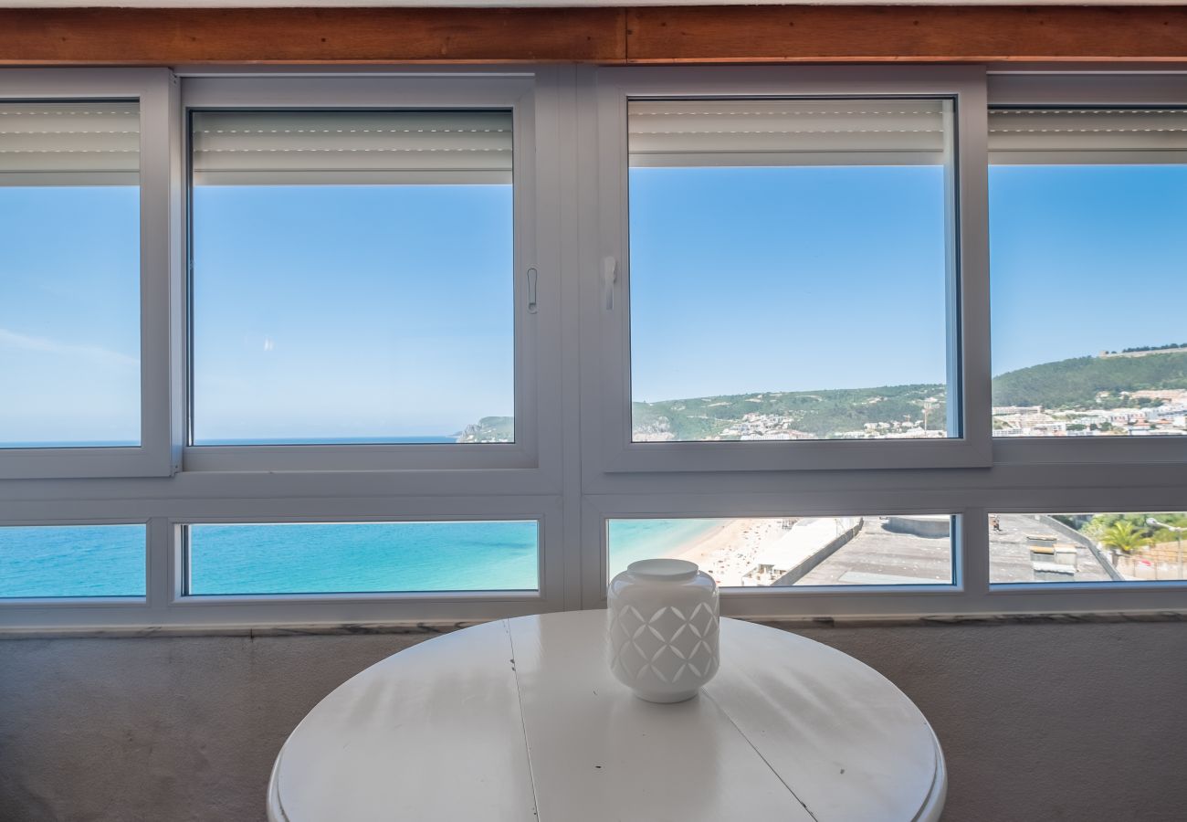 Studio in Sesimbra - RENT4REST SESIMBRA OCEAN VIEW STUDIO - DIRECT BEACH ACCESS